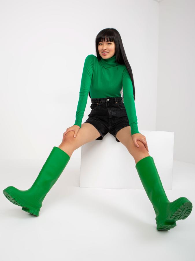 Mäkký zelený rolákový sveter