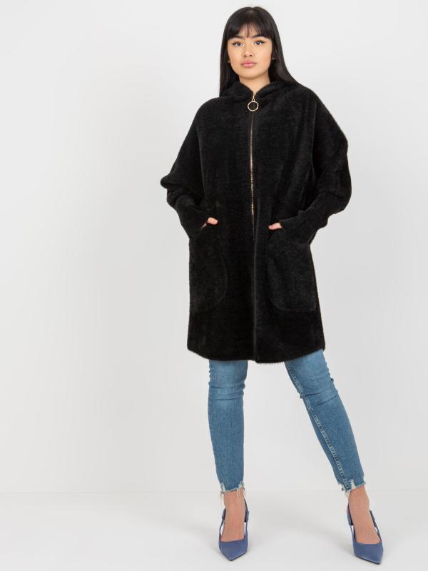 Čierny dámsky kabát z alpaky s kapucňou
