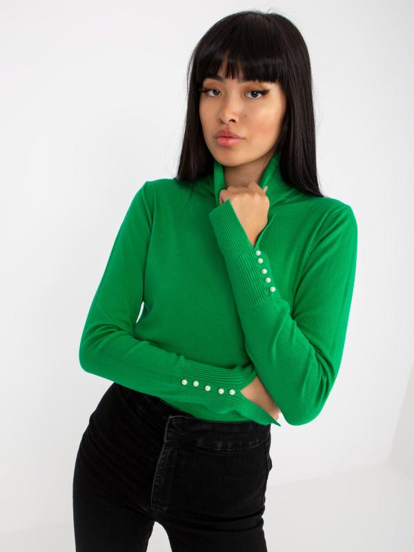 Rolákový sveter s korálkami na rukávoch zelený