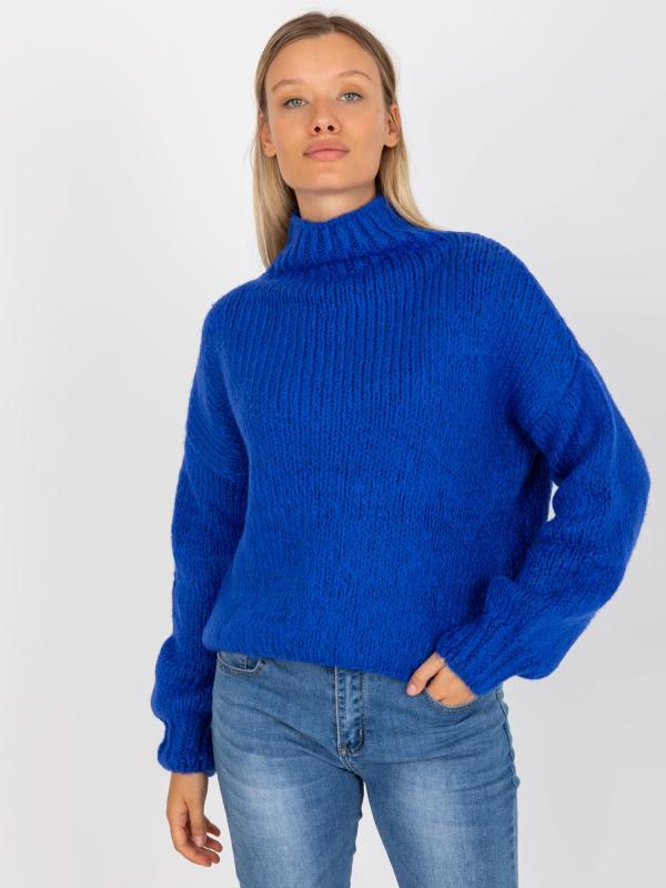 Kobaltový ženský sveter s rolákom
