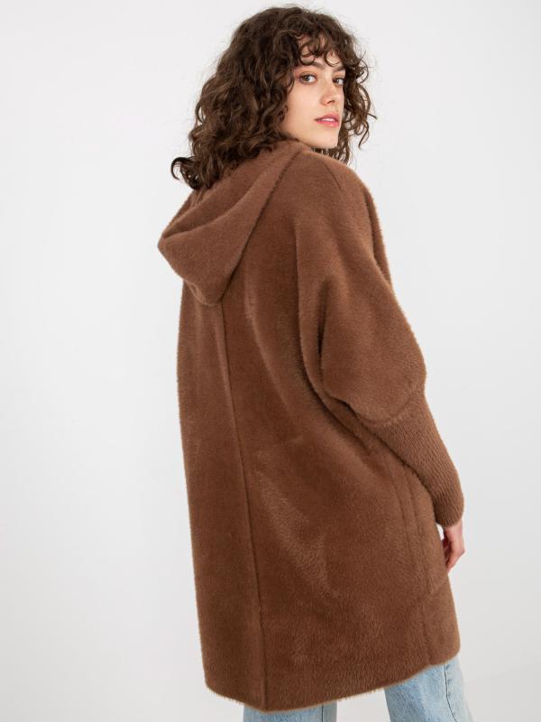 Hnedý dámsky kabát z alpaky s kapucňou